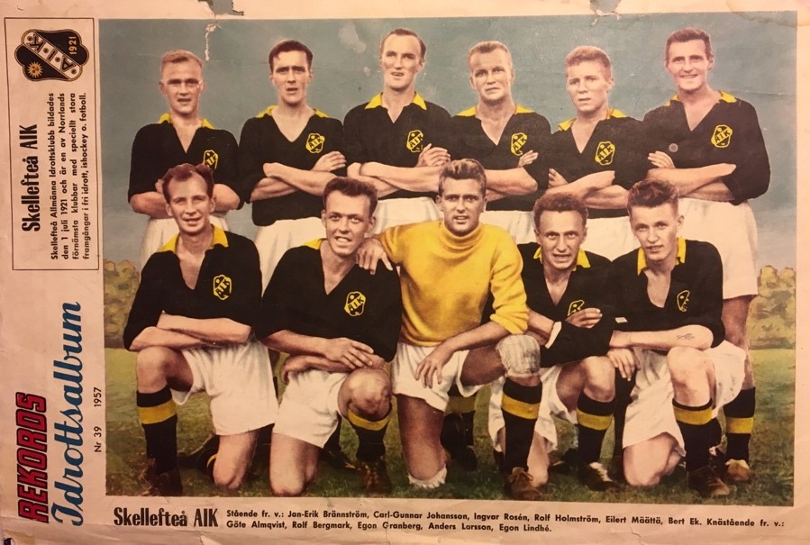Intresset ökade för fotboll – i städer, samhällen och byar. Västerbotten hade säsongen 1957-58 fyra lag i den nordligaste av landets fyra div II-serier: Skellefteå AIK, IFK Holmsund, Lycksele IF och Skellefteå IF. Publiksiffror på 4-5 000 personer var inte ovanliga. 